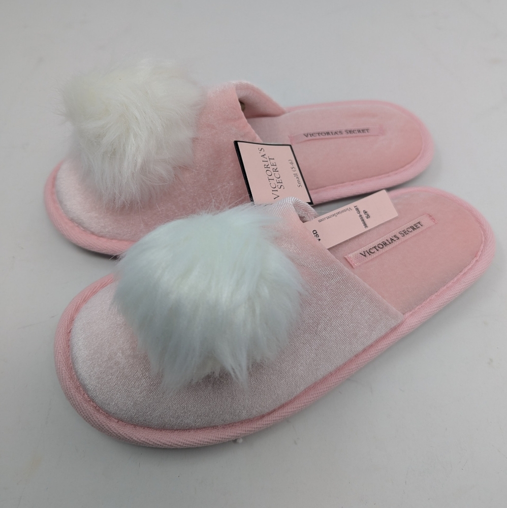 Victoria's Secret Slippers Size 5/6 Pink & White Pom Pom Comfy Slip On, New!